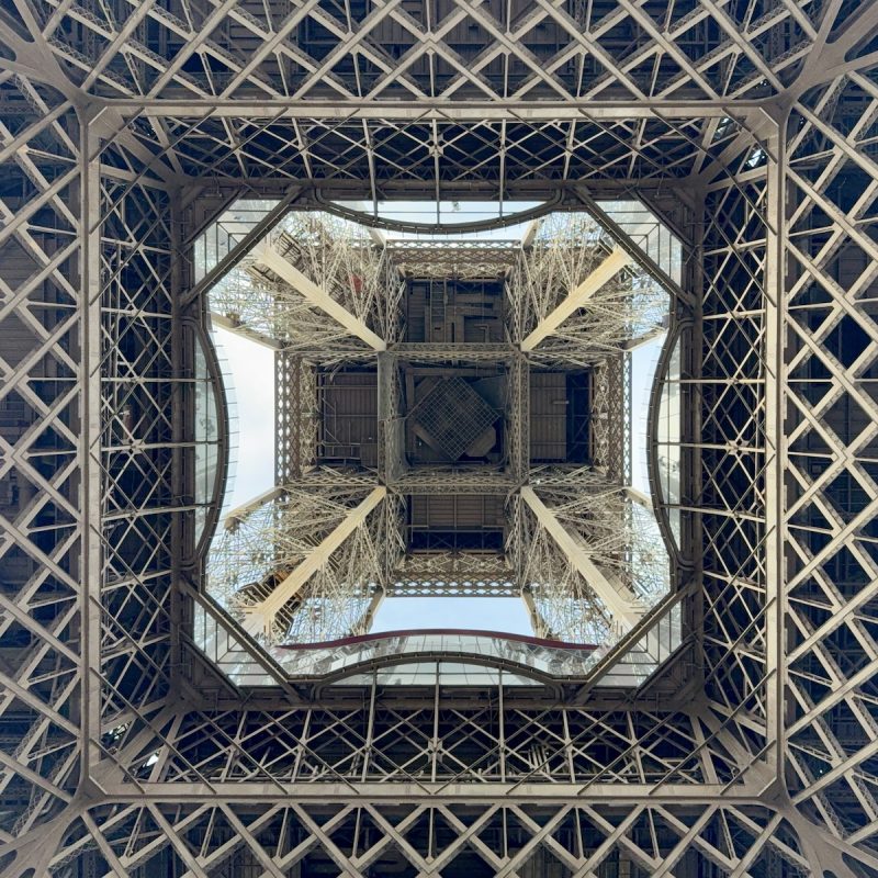 天井_エッフェル塔