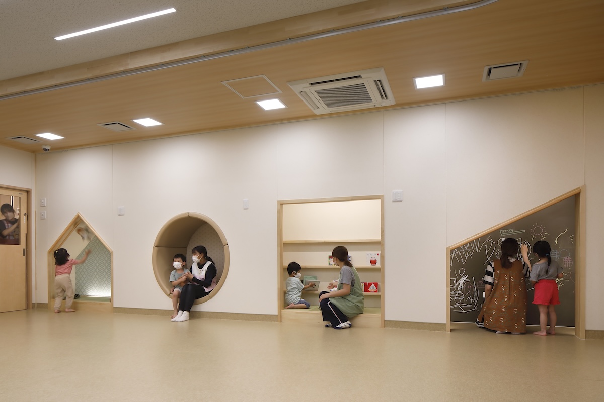 園舎の狭い空間_柱のふところ_くつろぎスペース