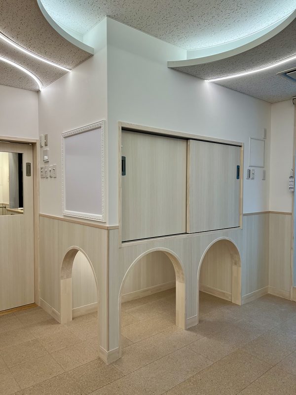 園舎の狭い空間_収納の下